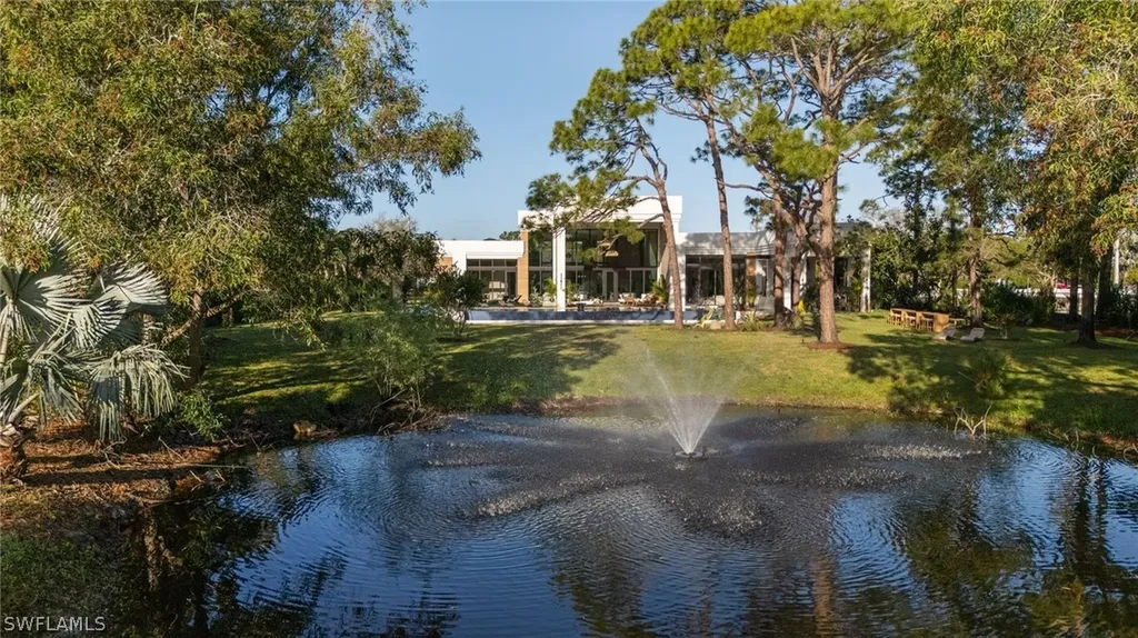6616 Trail Boulevard Naples FL 34108