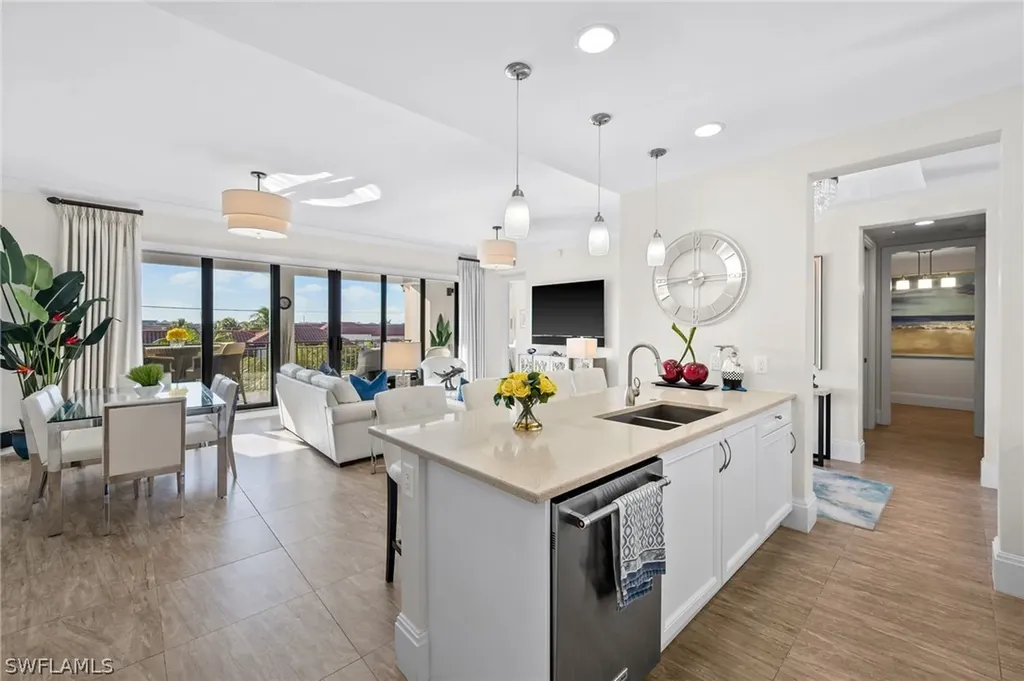 1035 3rd Avenue S Naples FL 34102
