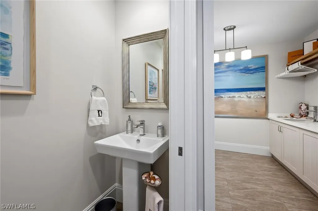 1035 3rd Avenue S Naples FL 34102