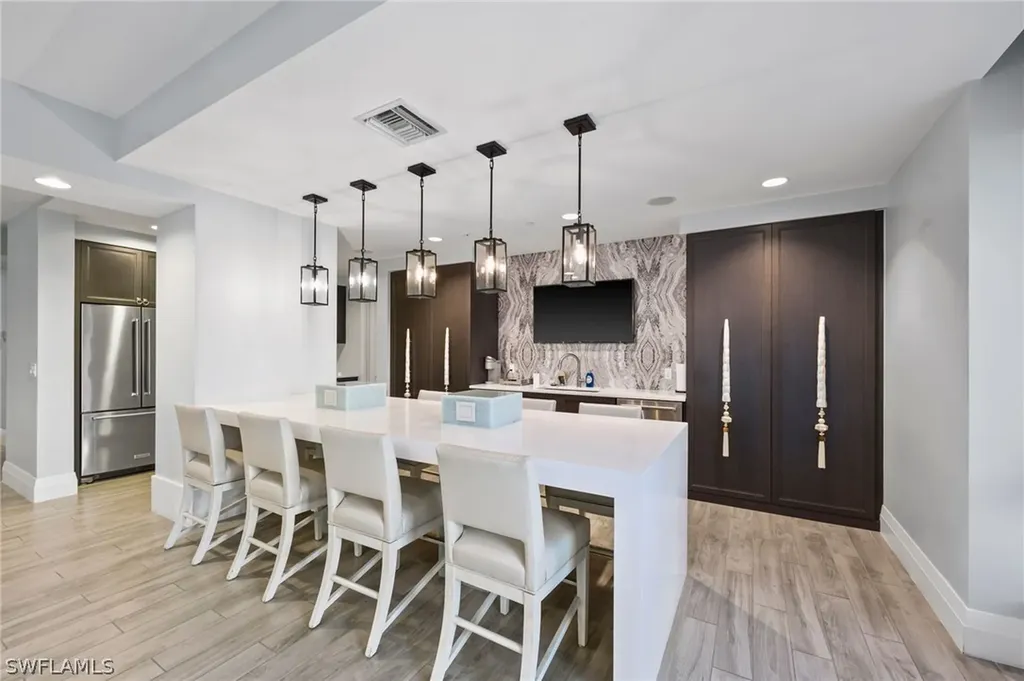 1035 3rd Avenue S Naples FL 34102