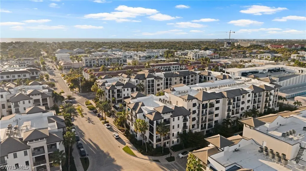 1035 3rd Avenue S Naples FL 34102