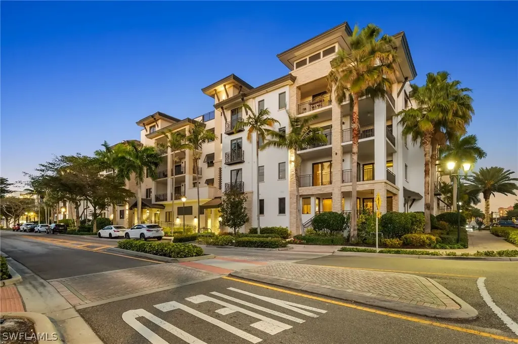 1035 3rd Avenue S Naples FL 34102