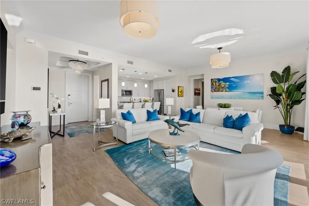 1035 3rd Avenue S Naples FL 34102