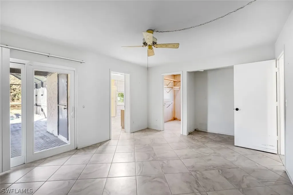 2805 Golden Gate Boulevard W Naples FL 34120
