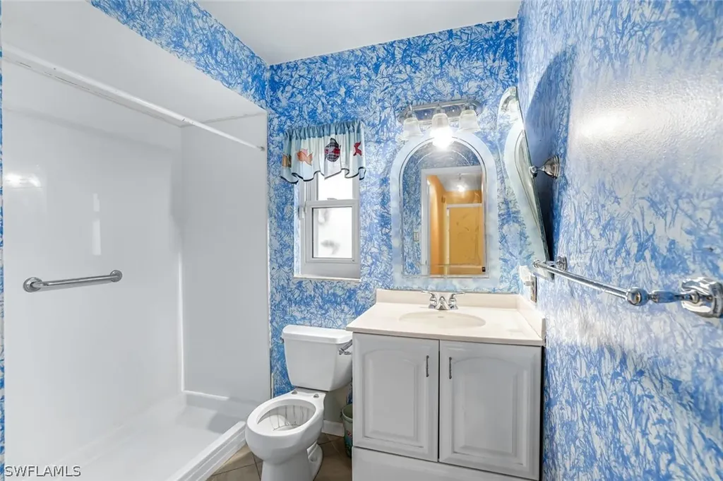 2805 Golden Gate Boulevard W Naples FL 34120