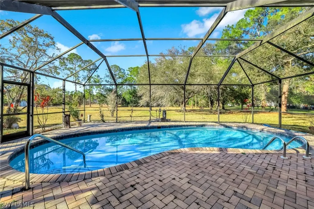 2805 Golden Gate Boulevard W Naples FL 34120