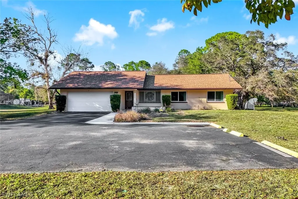 2805 Golden Gate Boulevard W Naples FL 34120