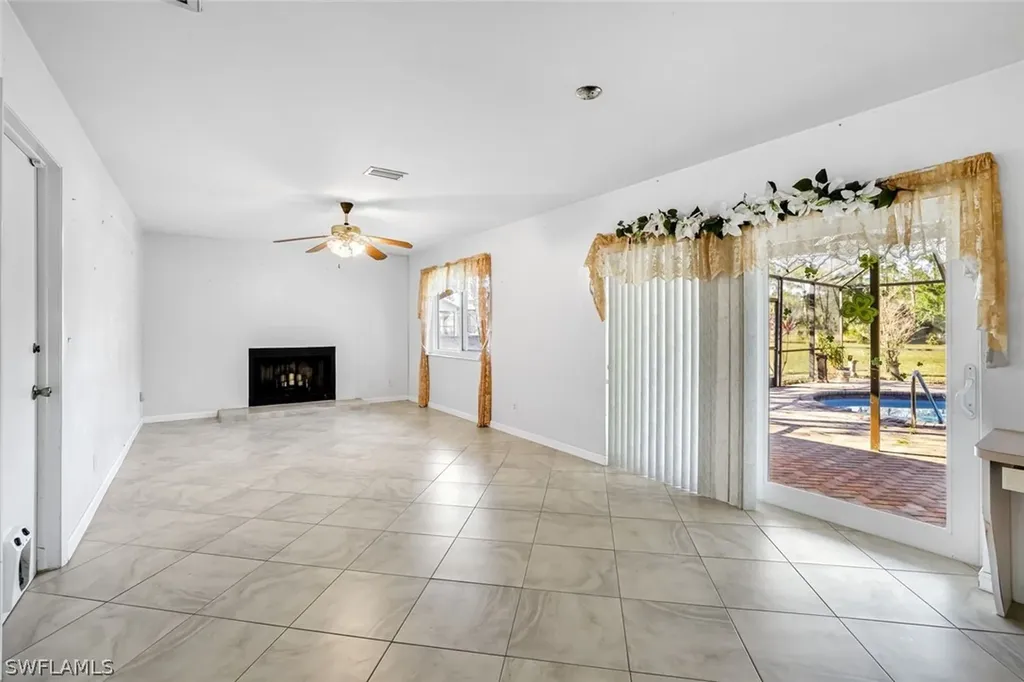 2805 Golden Gate Boulevard W Naples FL 34120