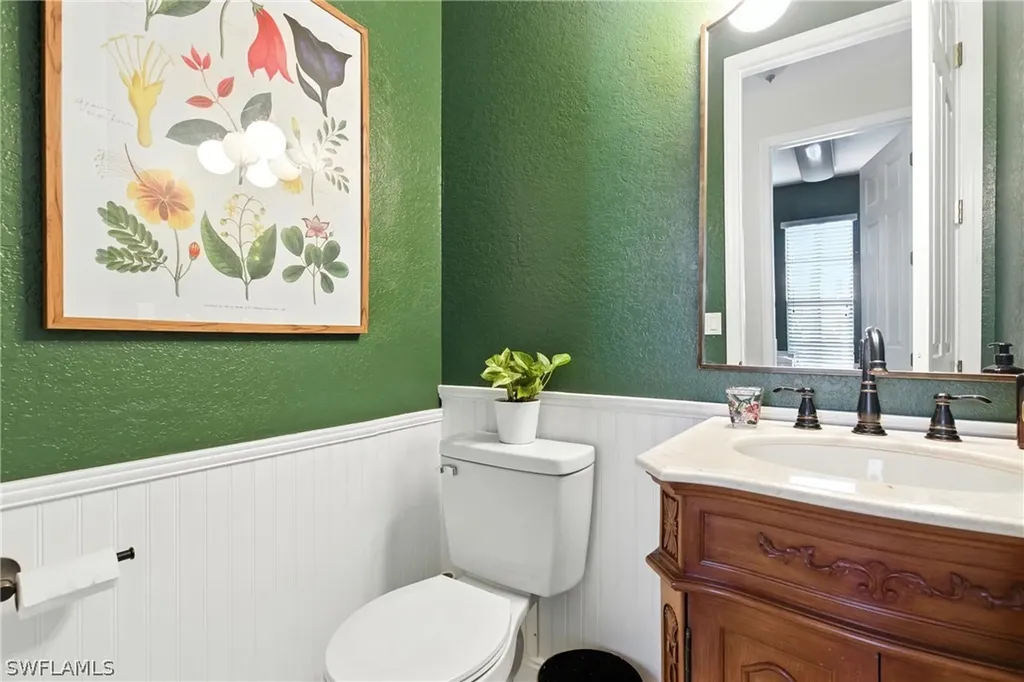 8843 Tropical Court Fort Myers FL 33908