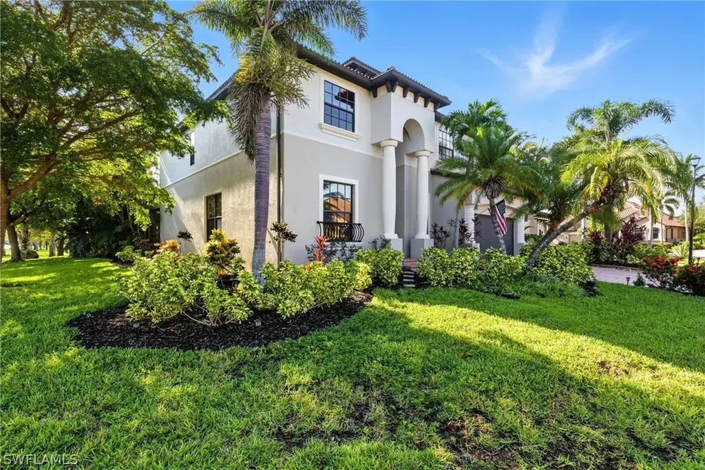 8843 Tropical Court Fort Myers FL 33908