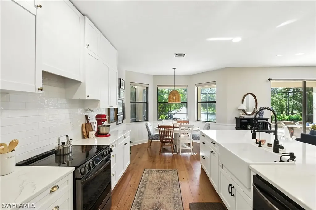 8843 Tropical Court Fort Myers FL 33908