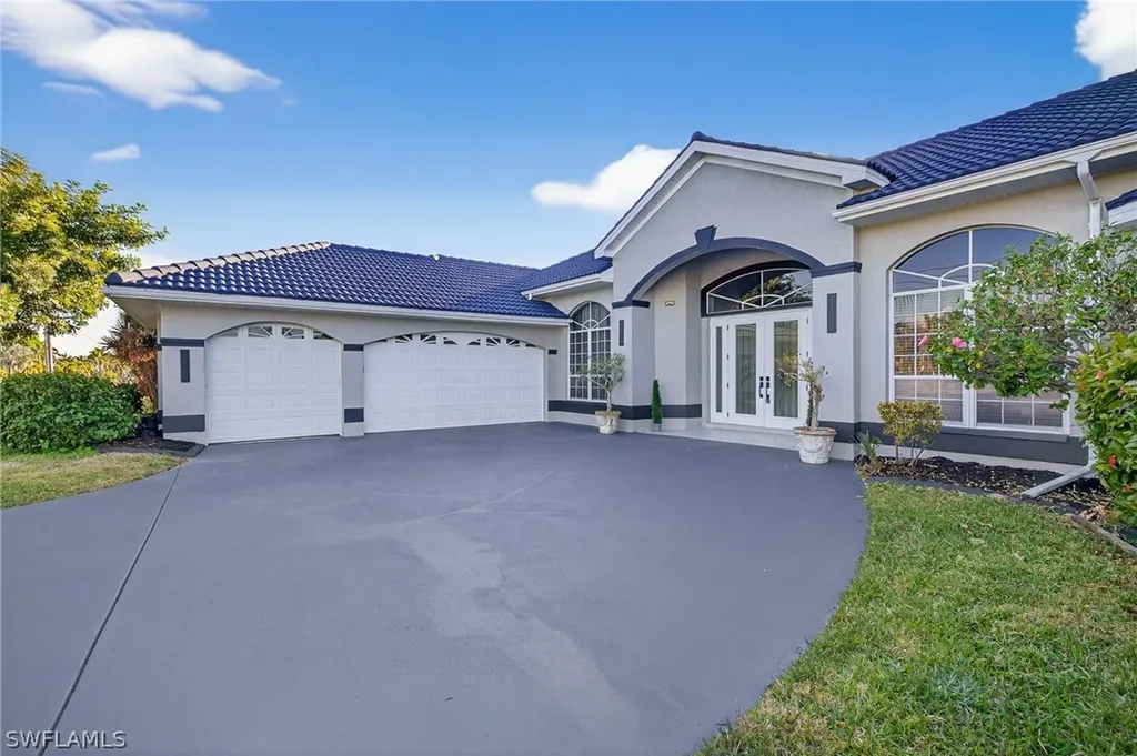 5106 Sands Boulevard Cape Coral FL 33914