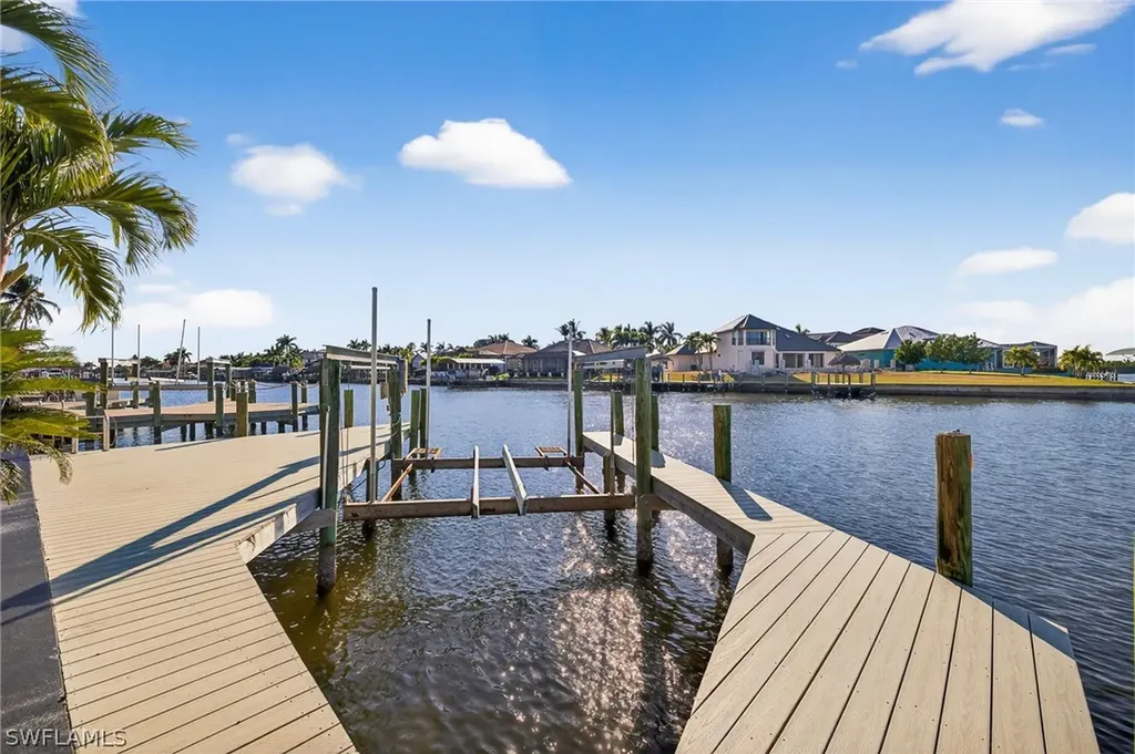 5106 Sands Boulevard Cape Coral FL 33914