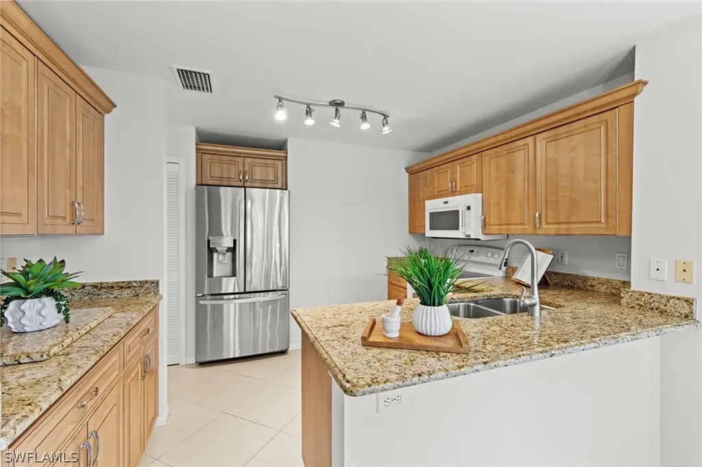 8291 Grand Palm Drive Estero FL 33967