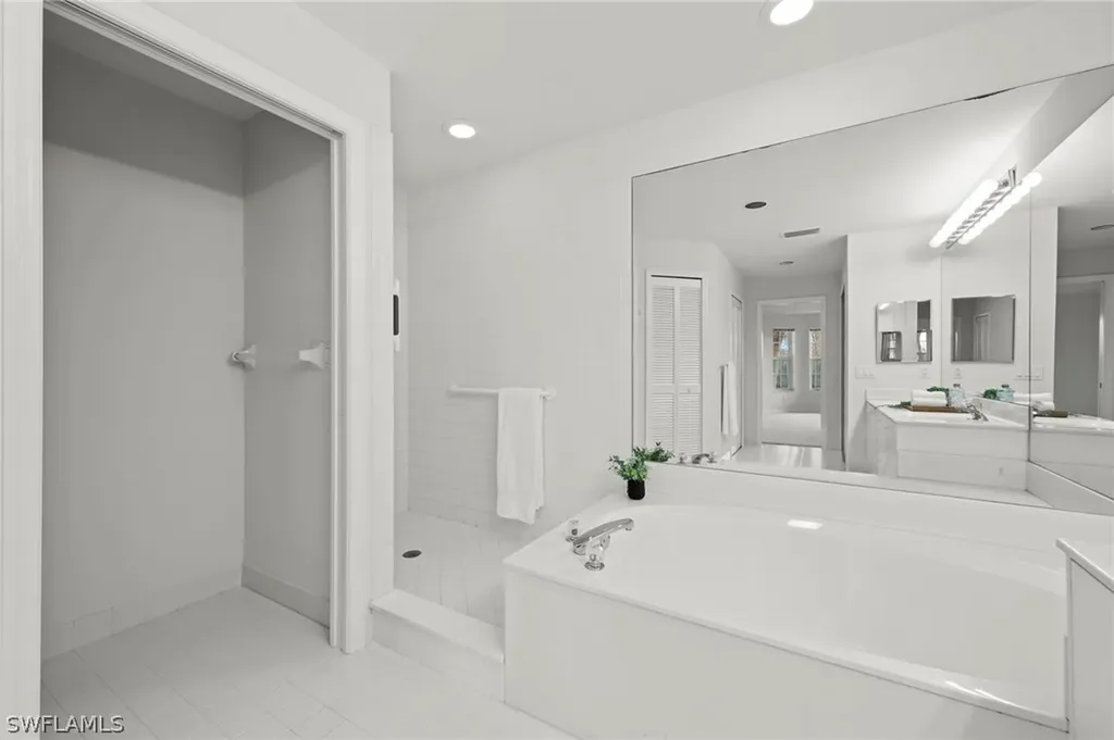 8291 Grand Palm Drive Estero FL 33967