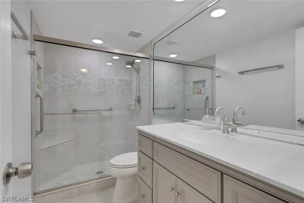 3510 Antarctic Circle Naples FL 34112