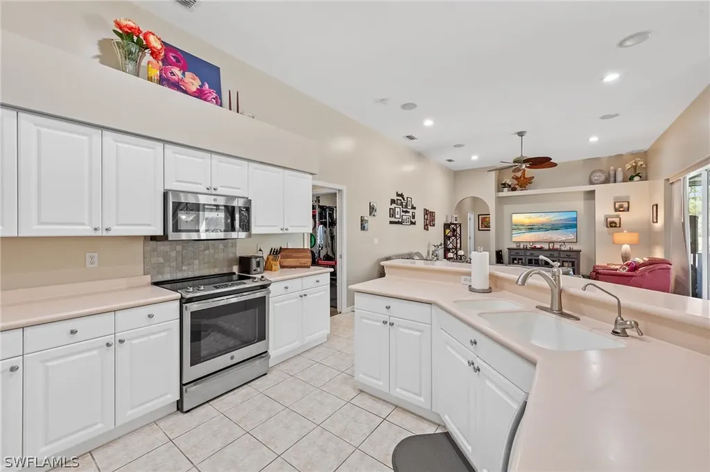 21511 Belhaven Way Estero FL 33928