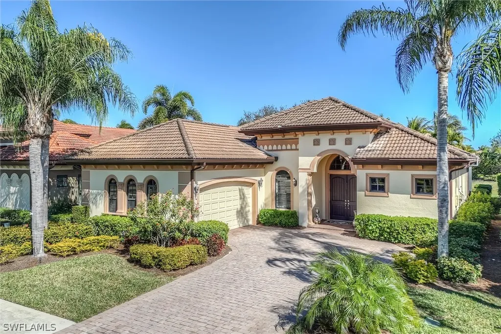 7660 Cottesmore Drive Naples FL 34113