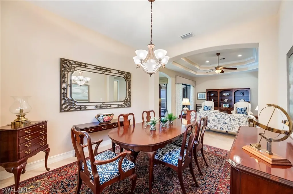7660 Cottesmore Drive Naples FL 34113