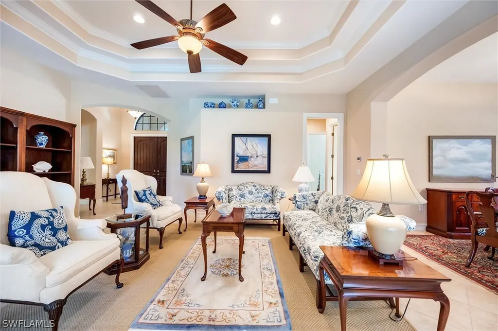 7660 Cottesmore Drive Naples FL 34113