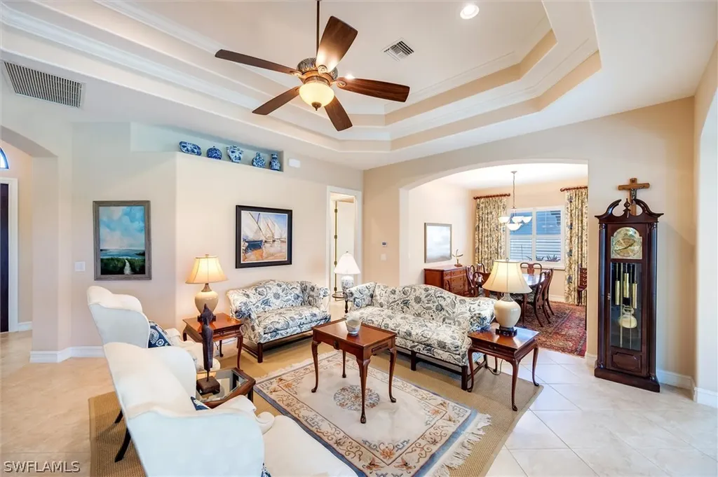 7660 Cottesmore Drive Naples FL 34113