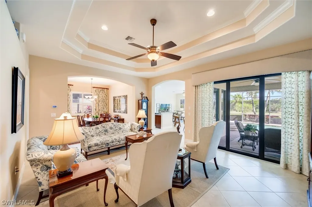 7660 Cottesmore Drive Naples FL 34113