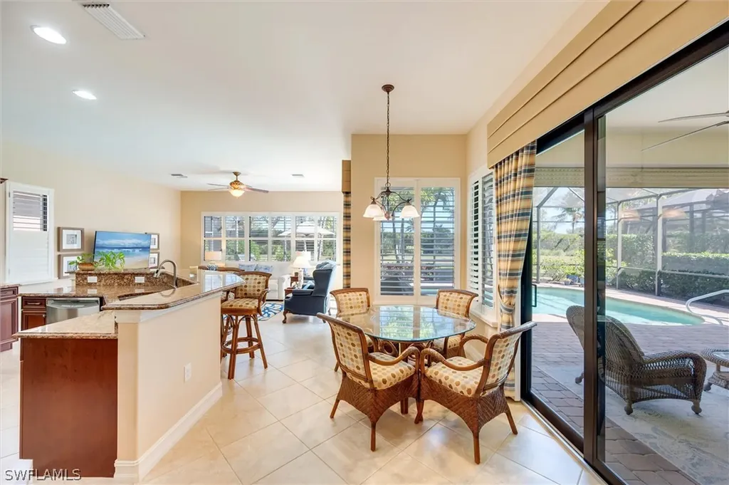 7660 Cottesmore Drive Naples FL 34113
