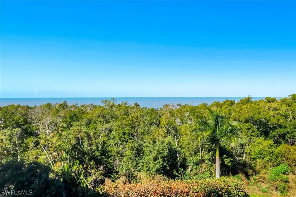 5 Bluebill Avenue Naples FL 34108