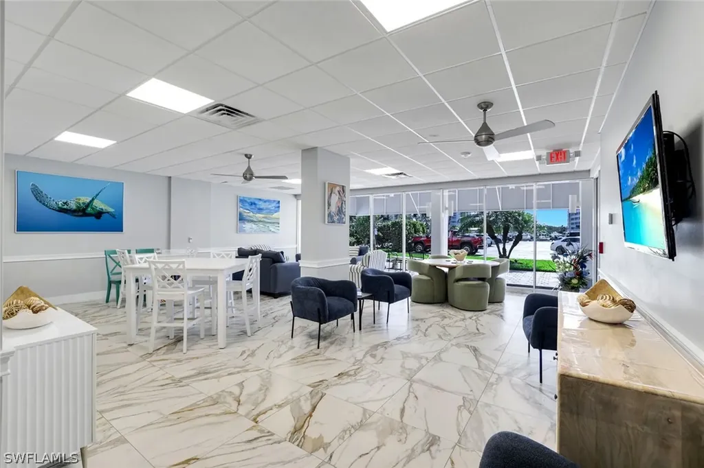 5 Bluebill Avenue Naples FL 34108