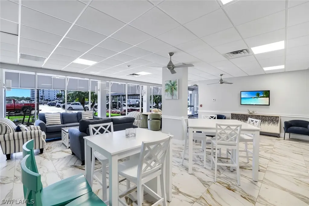 5 Bluebill Avenue Naples FL 34108