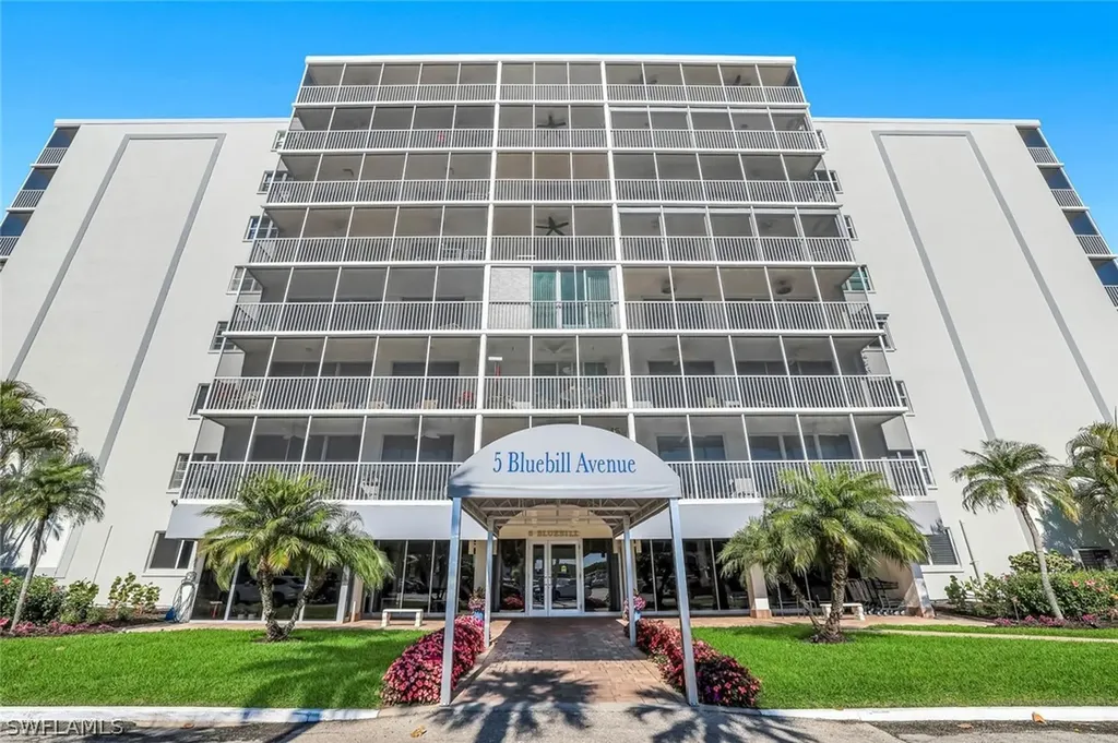 5 Bluebill Avenue Naples FL 34108