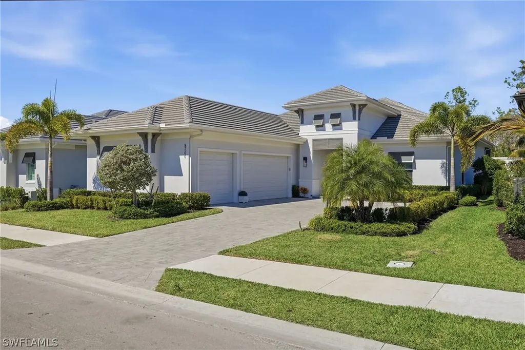 9700 Moonflower Lane Naples FL 34114