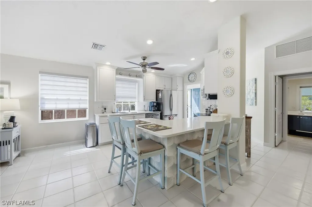 3614 El Segundo Court Naples FL 34109
