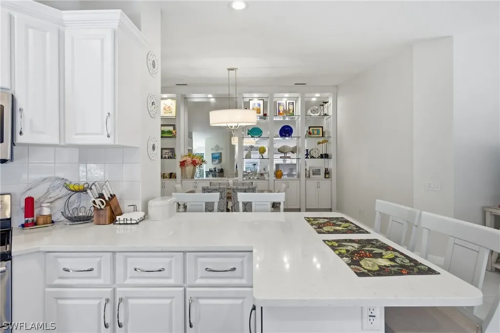 3614 El Segundo Court Naples FL 34109
