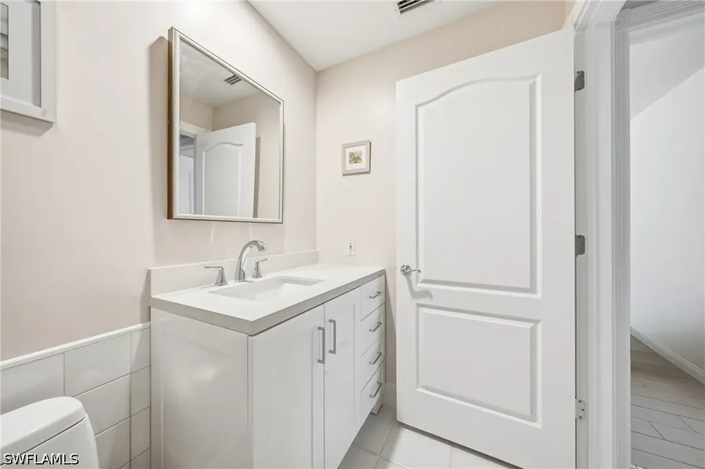 3614 El Segundo Court Naples FL 34109