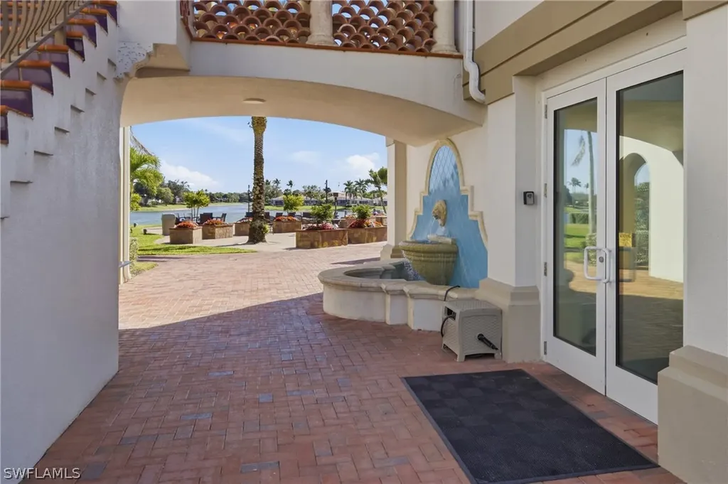 3614 El Segundo Court Naples FL 34109