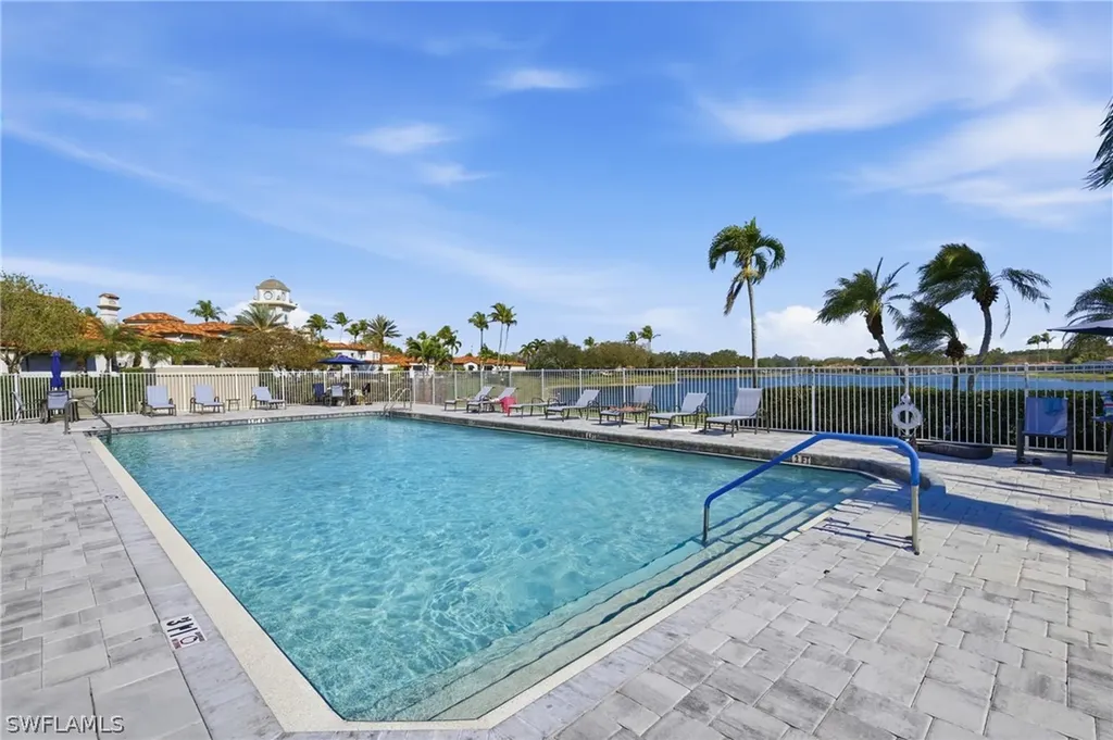 3614 El Segundo Court Naples FL 34109