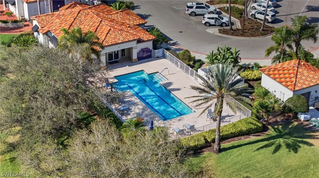 3614 El Segundo Court Naples FL 34109