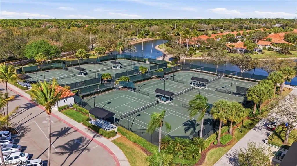 3614 El Segundo Court Naples FL 34109