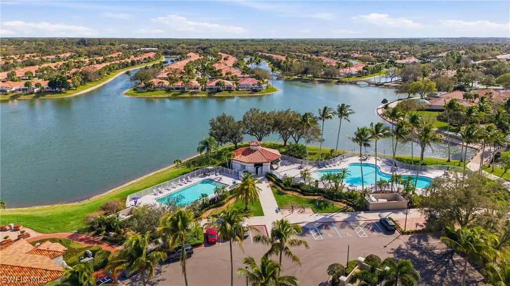 3614 El Segundo Court Naples FL 34109