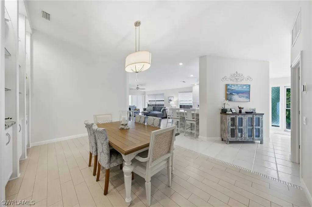 3614 El Segundo Court Naples FL 34109