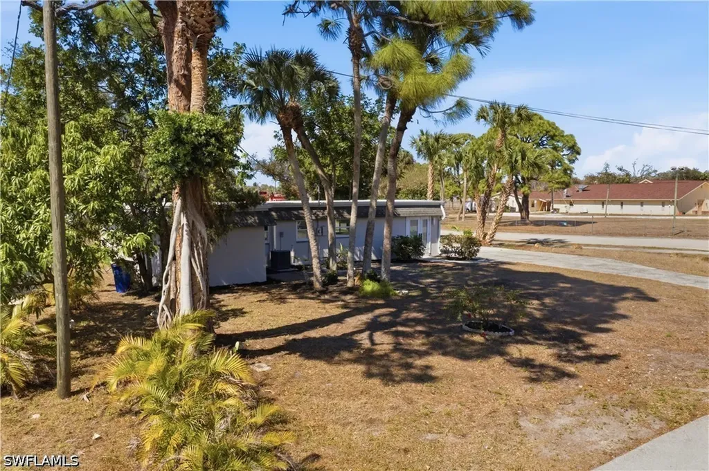 1021 April Lane North Fort Myers FL 33903