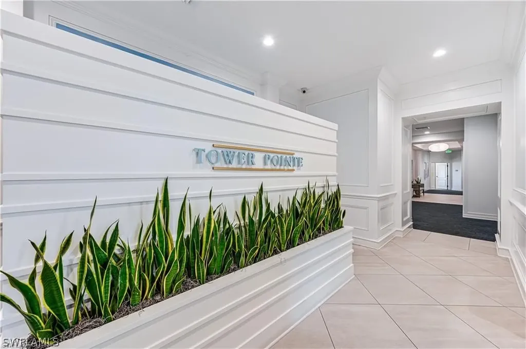 1001 Arbor Lake Drive Naples FL 34110