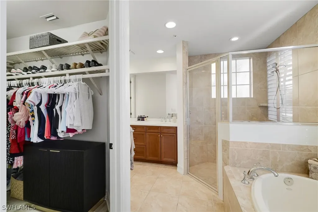 10821 Vivaldi Court Miromar Lakes FL 33913