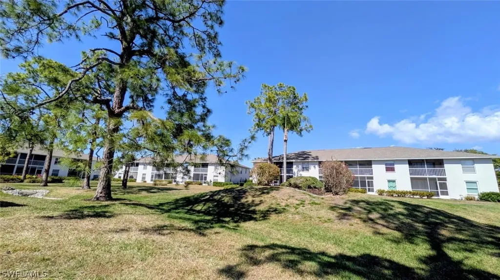 1462 Churchill Circle Naples FL 34116