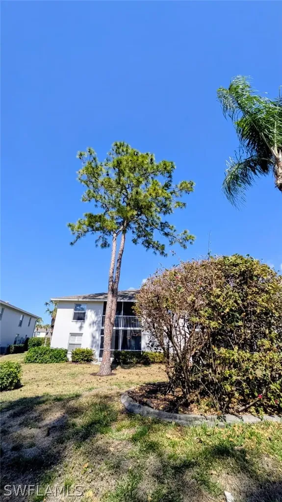 1462 Churchill Circle Naples FL 34116