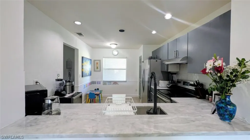1462 Churchill Circle Naples FL 34116