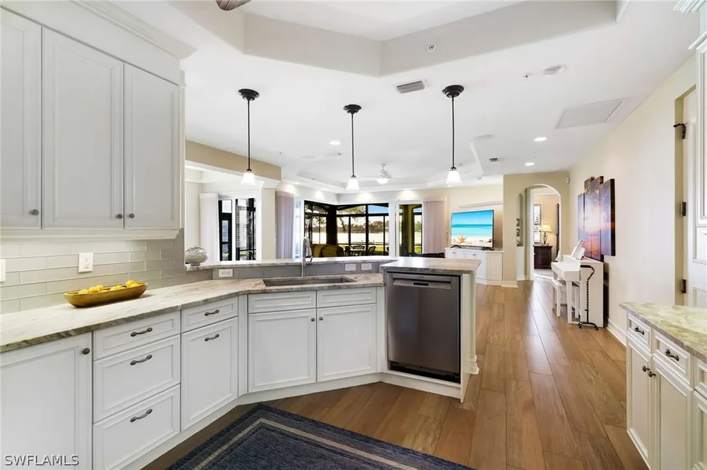 10751 Vivaldi Court Miromar Lakes FL 33913