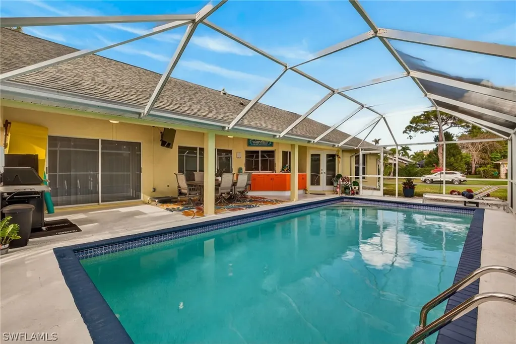 390 Saint Andrews Boulevard Naples FL 34113