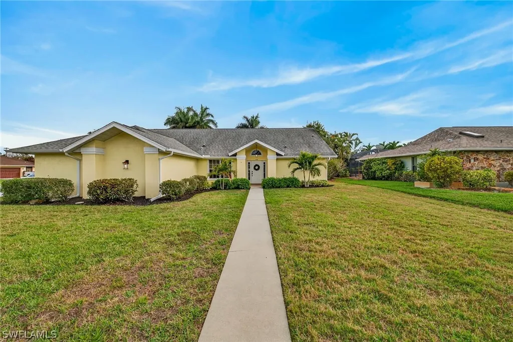 390 Saint Andrews Boulevard Naples FL 34113